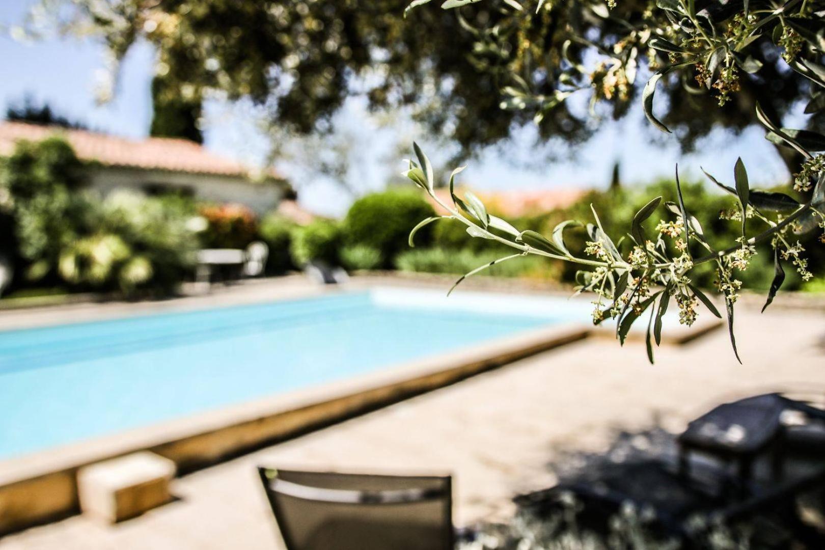 La Bastide Bleue Hotel Séguret Екстериор снимка