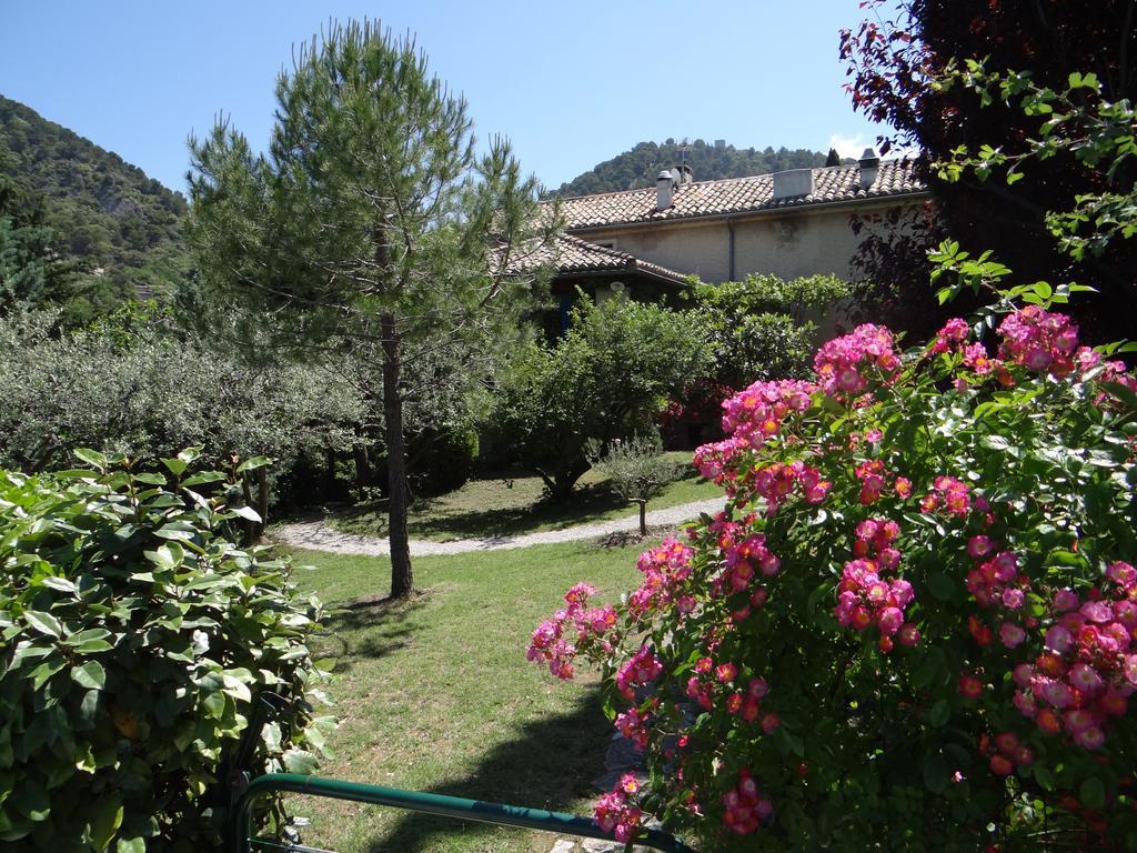 La Bastide Bleue Hotel Séguret Екстериор снимка